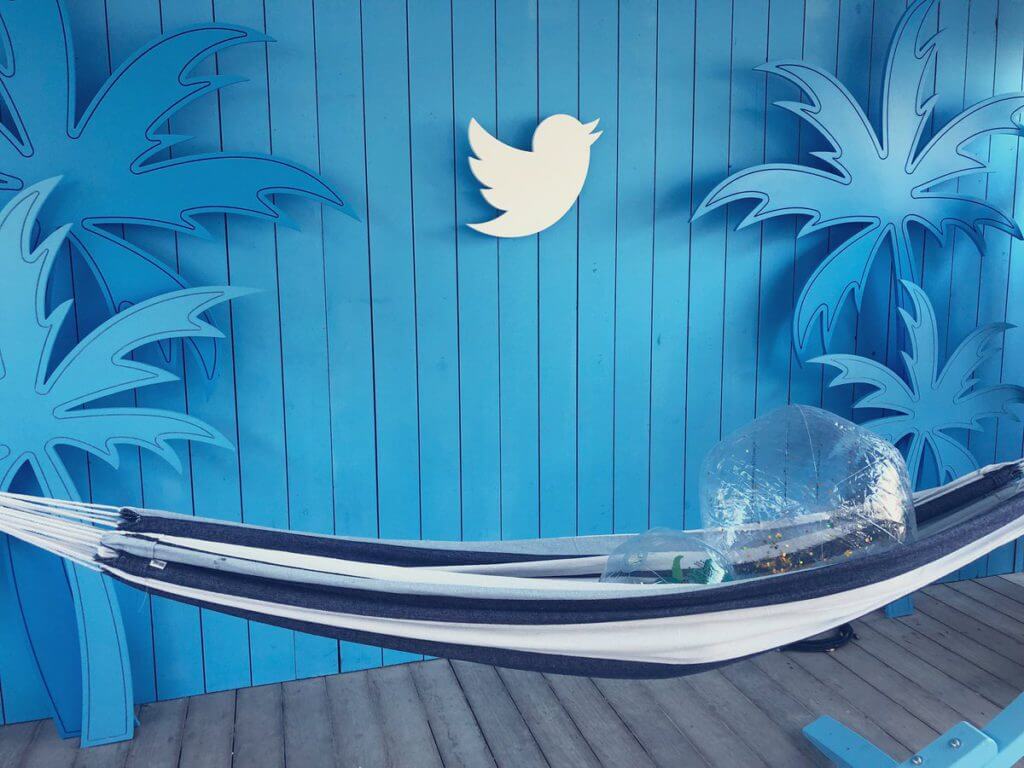 twitter beach